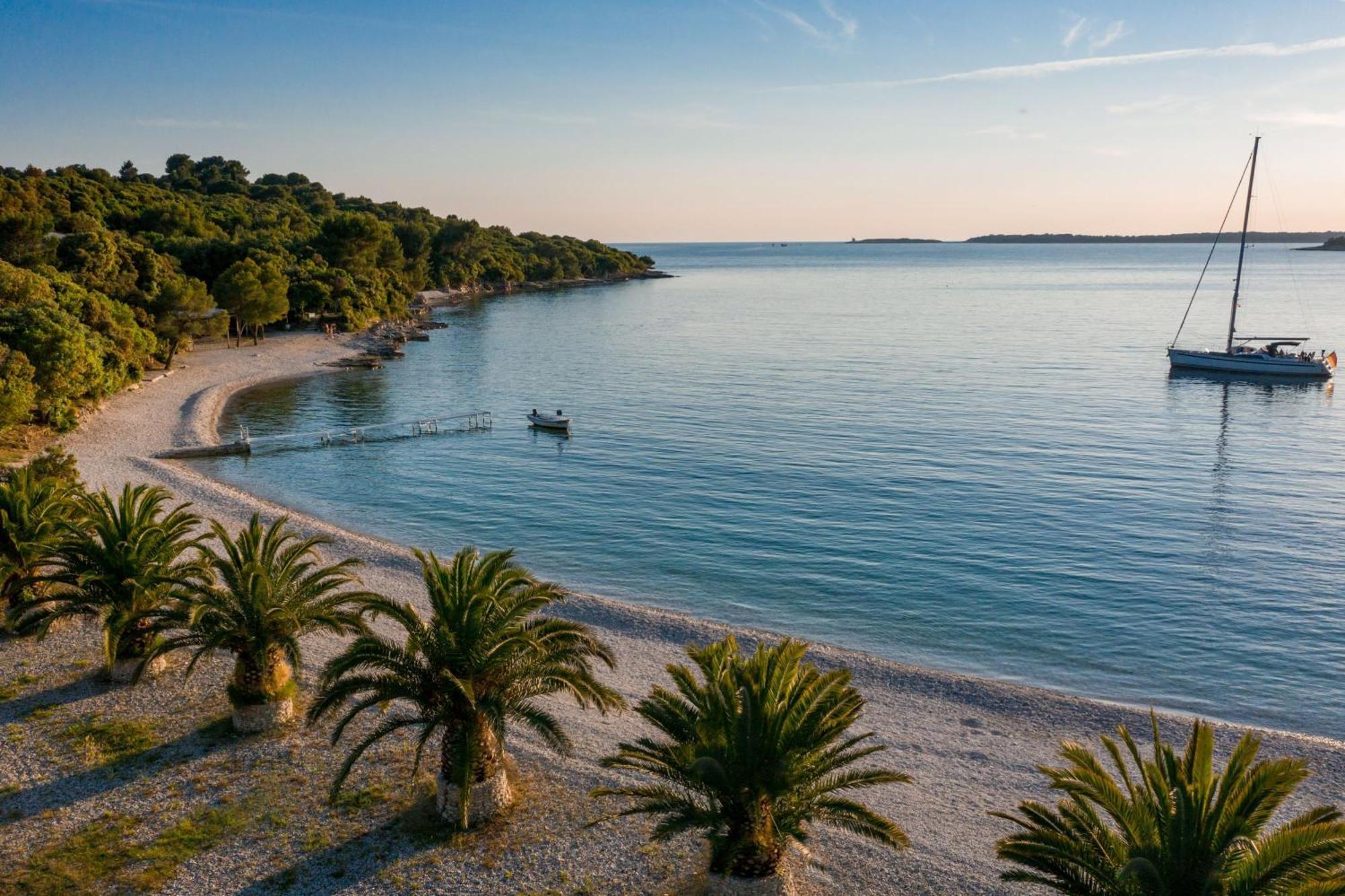 Brioni Sunny Camping Hotel Pula Eksteriør billede